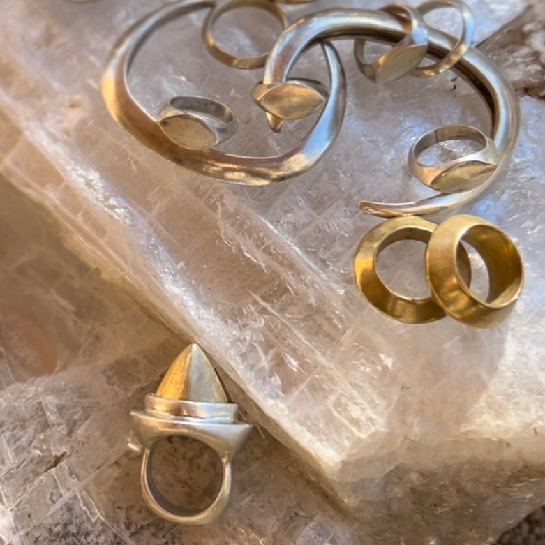 PYRAMID Temple Ring