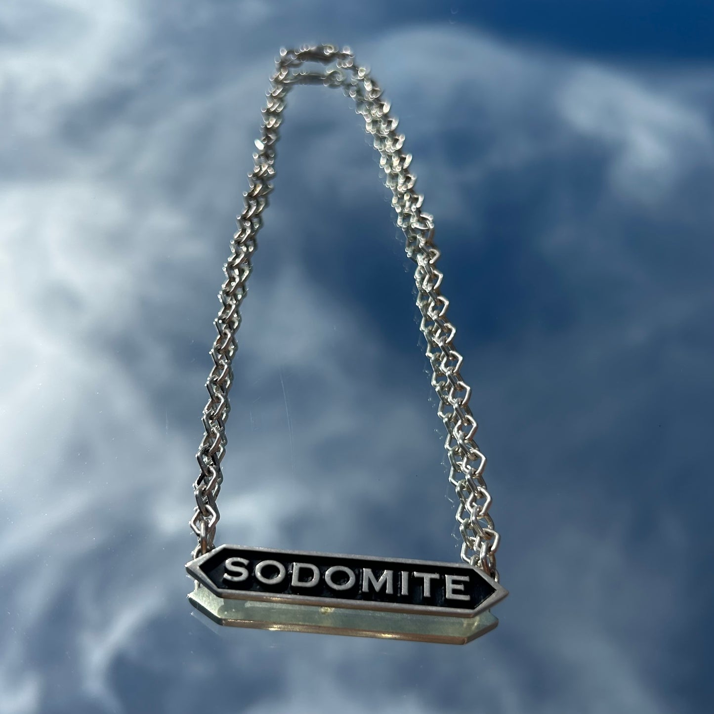 Queer PRIDE Chains
